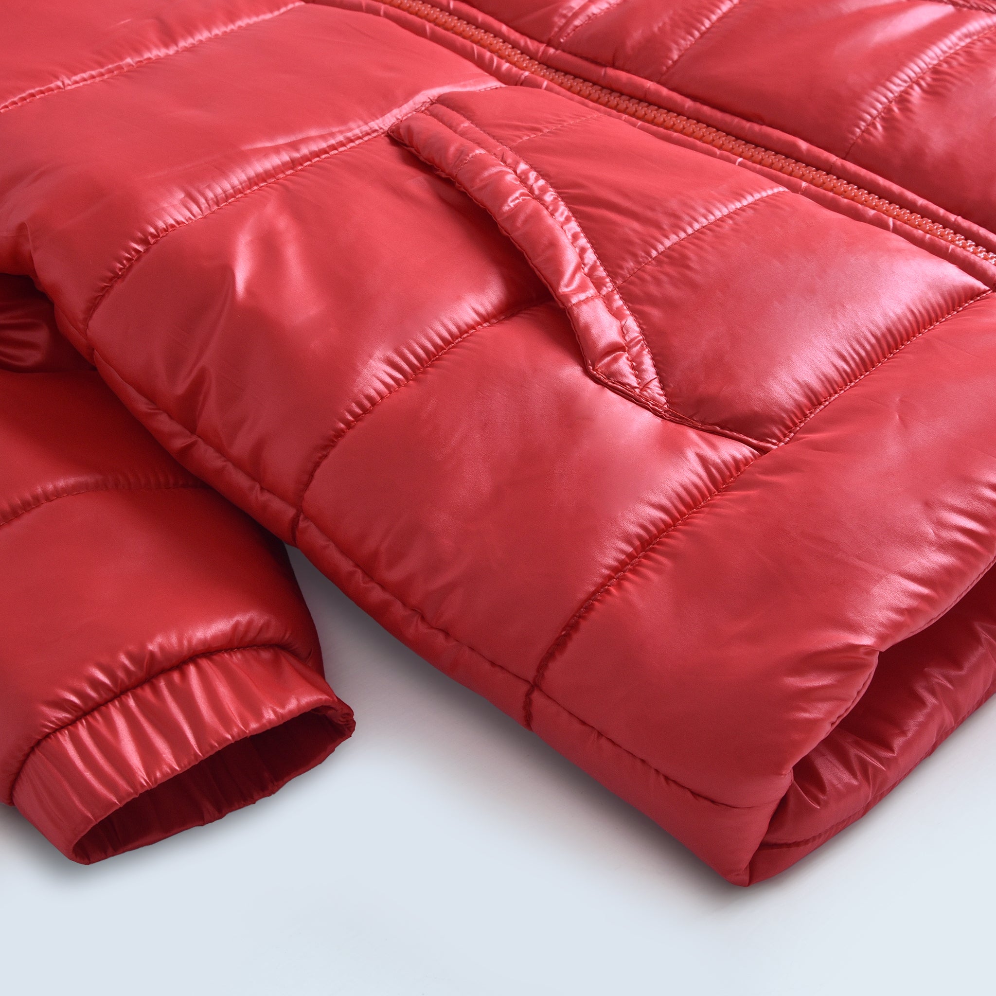 GLOSSY RED PUFFER JACKET